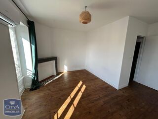  Appartement à louer 3 pièces 60 m²
