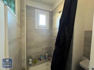  Appartement à louer 3 pièces 48 m²