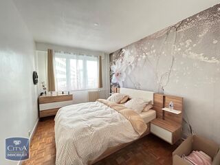 Appartement à louer 4 pièces 91 m²