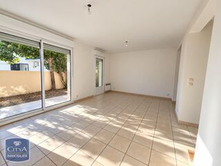 Appartement à louer 3 pièces 71 m²