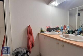  Appartement à louer 3 pièces 62 m²