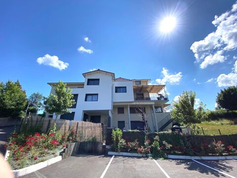  Appartement � louer 3 pi�ces 82 m�