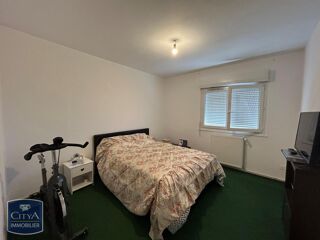  Appartement à louer 4 pièces 80 m²