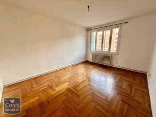  Appartement à louer 3 pièces 61 m²