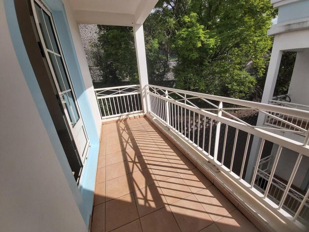 location Appartement - 1 pièce(s) - 31 m² La Possession (97419)