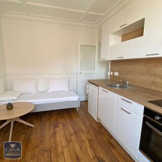  Appartement à louer 2 pièces 33 m²