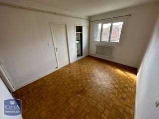 Appartement à louer 2 pièces 55 m²