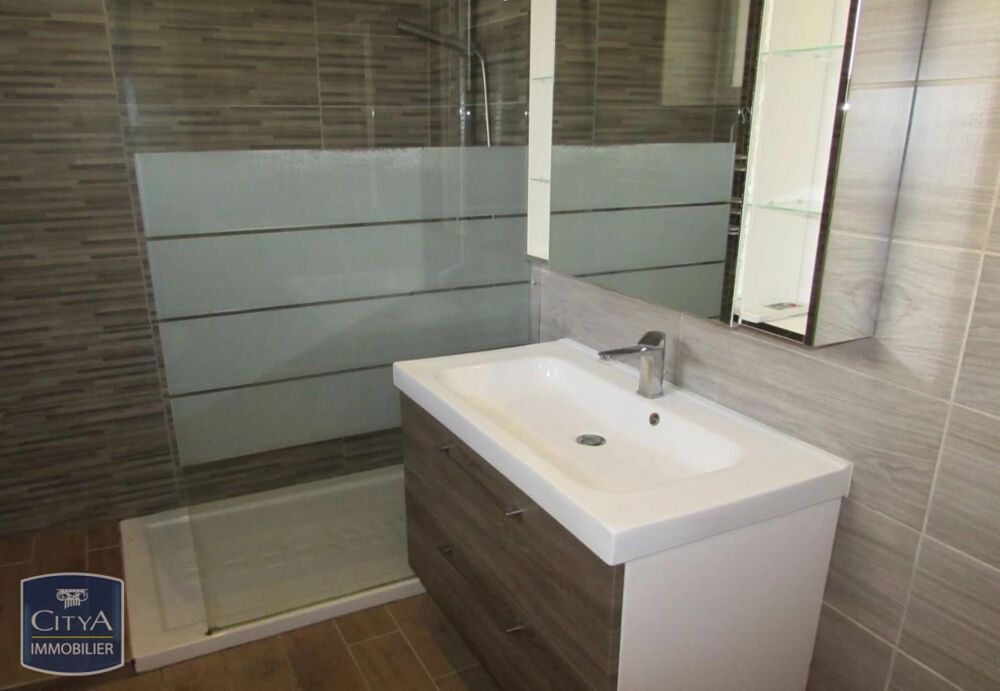 location Appartement - 3 pièce(s) - 51 m² Rognac (13340)