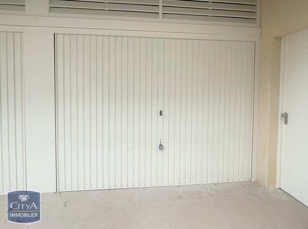 location Parking / Garage - 15 m² Libourne (33500)