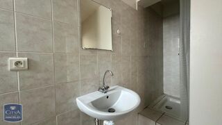  Appartement à louer 2 pièces 33 m²