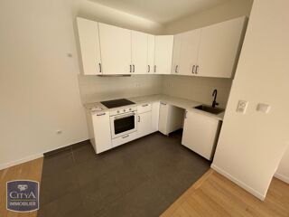  Appartement à louer 3 pièces 78 m²