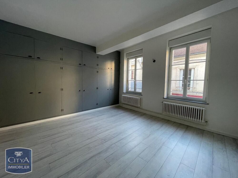 Centre Ville - À LOUER : Appartement T2 situé au coeur de....