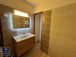  Maison à louer 3 pièces 66 m²