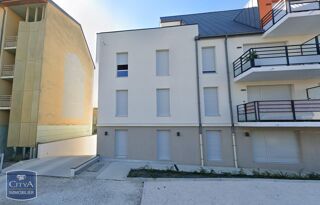  Parking / Garage � louer 