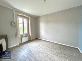  Appartement à louer 4 pièces 84 m²