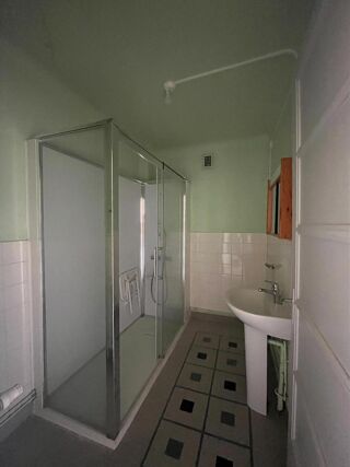  Appartement à louer 2 pièces 61 m²