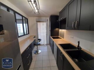  Appartement à louer 3 pièces 72 m²