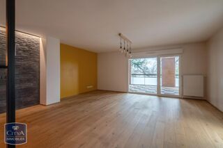  Appartement à louer 4 pièces 94 m²