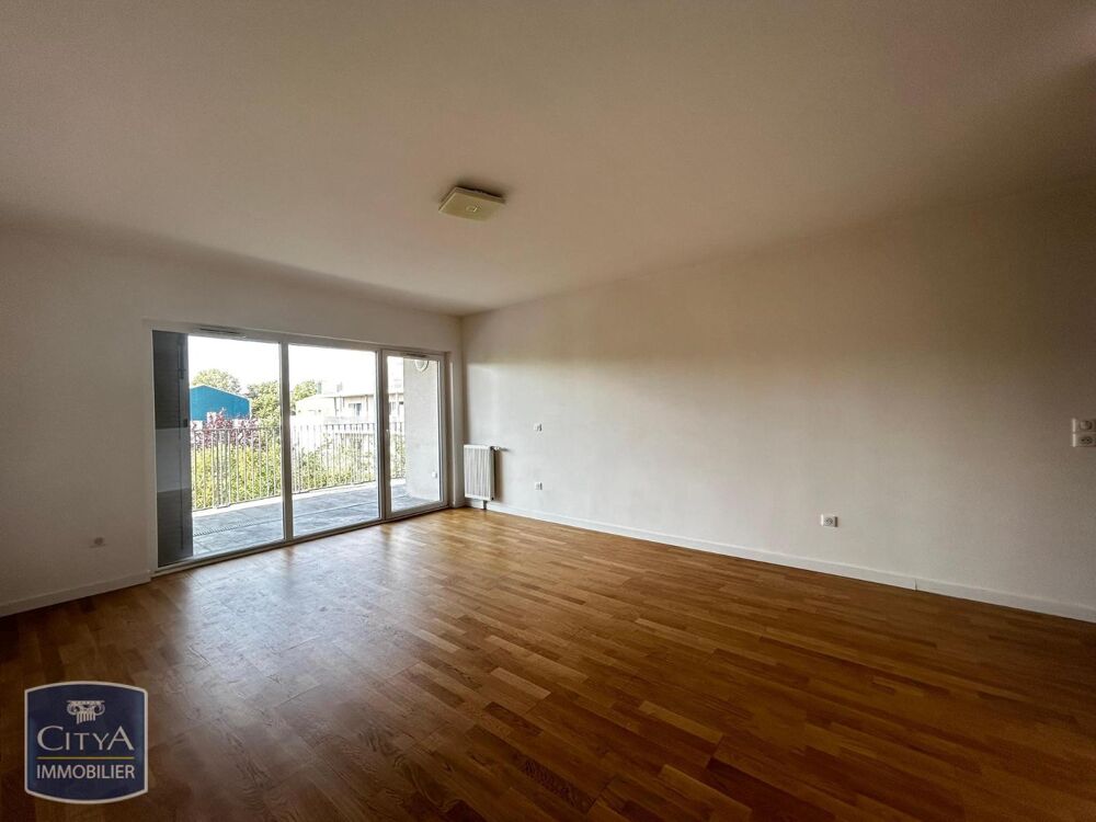 À LOUER - APPARTEMENT T4 AVEC BALCONS, PARKING ET ASCENS....