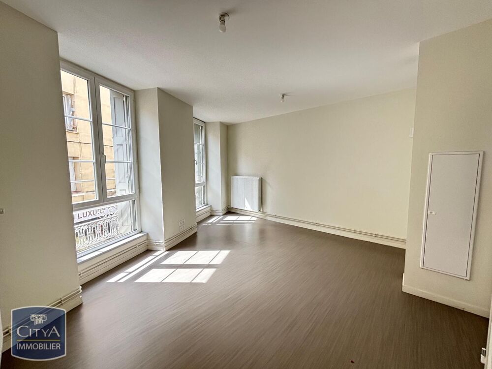 À LOUER : Appartement rénové T2 situé à Saint-Étienne, d....