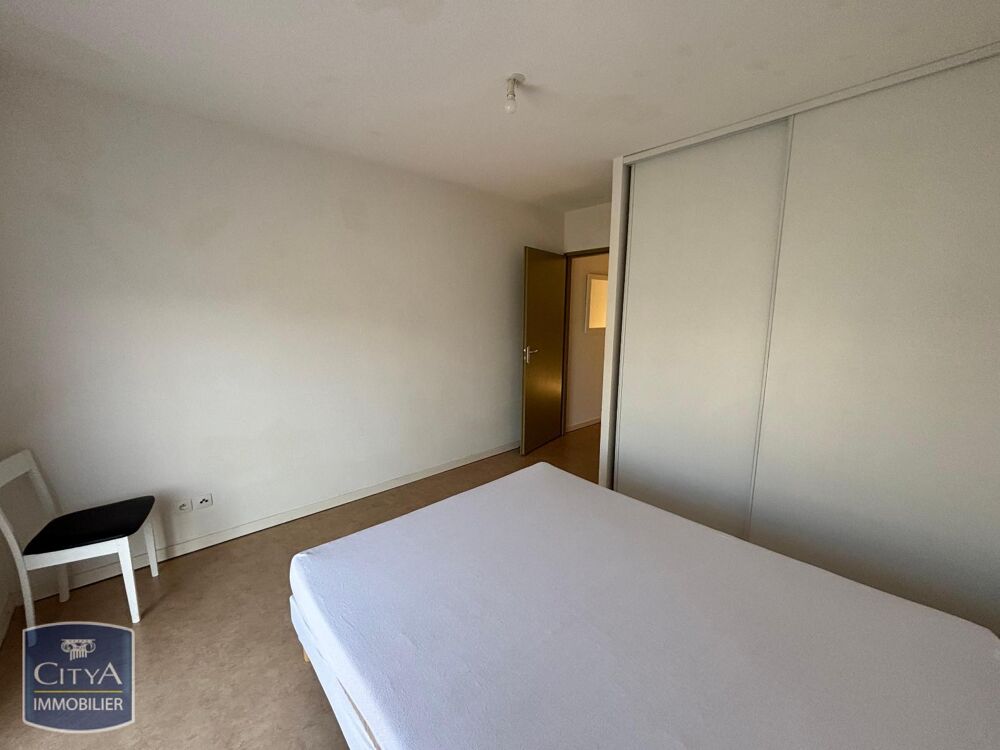 location Appartement - 2 pièce(s) - 41 m² Vatan (36150)