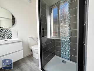  Appartement à louer 3 pièces 49 m²