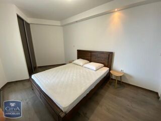 Appartement à louer 3 pièces 72 m²