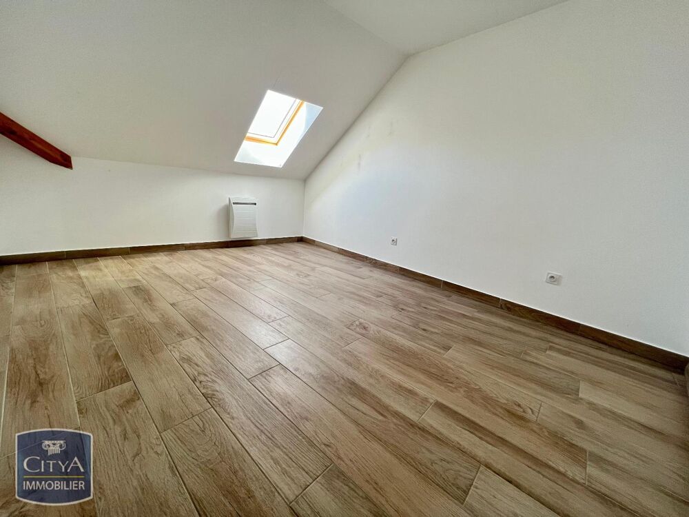 location Appartement - 2 pièce(s) - 53 m² Buc (78530)