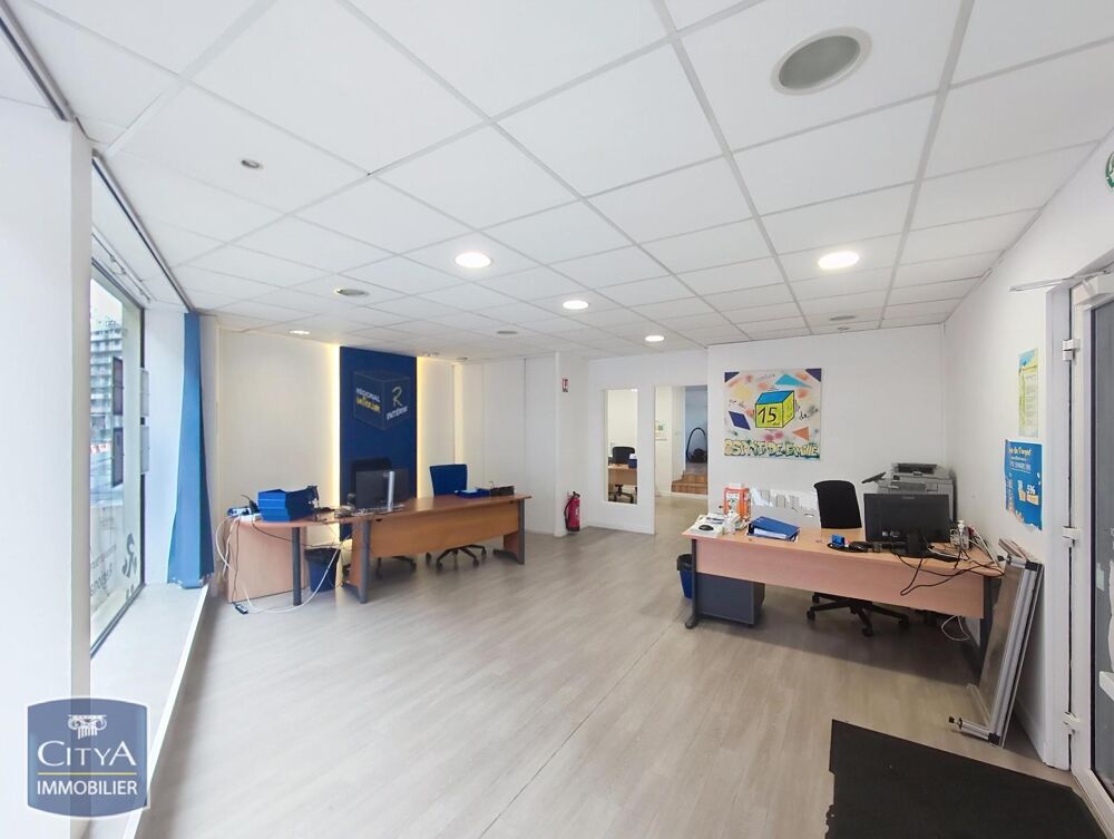   Location / Local Commercial - 61 m² 