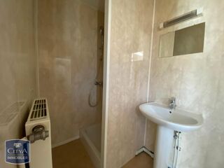  Appartement à louer 1 pièce 38 m²