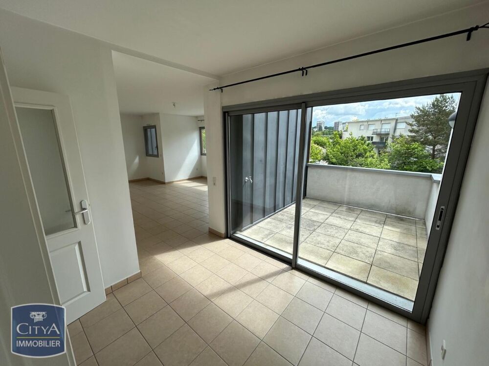 location Appartement - 3 pièce(s) - 92 m² Saint-Dizier (52100)