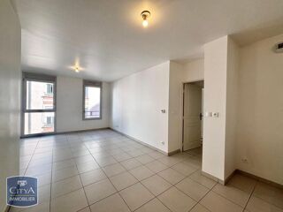  Appartement à louer 3 pièces 60 m²