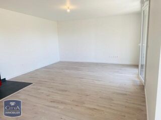  Appartement à louer 2 pièces 55 m²