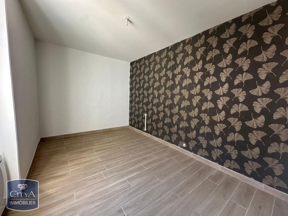 A LOUER - NIMES - T4 RENOVE - GARAGE - QUARTIER NOTRE DA....