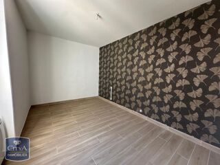  Appartement à louer 4 pièces 97 m²