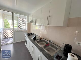  Appartement à louer 4 pièces 75 m²