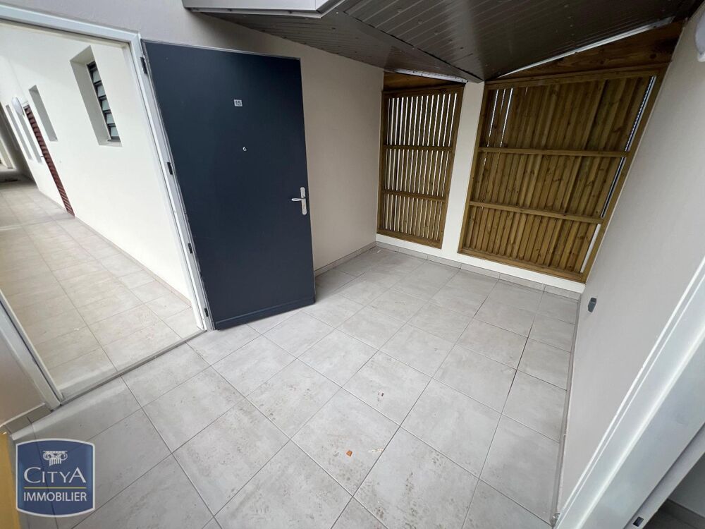 location Appartement - 3 pièce(s) Saint-Pierre (97410)