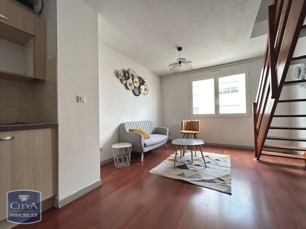 A LOUER - APPARTEMENT 2 PIECES MEUBLE EN DUPLEX - NANTES....