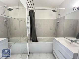 Appartement à louer 3 pièces 62 m²