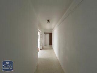  Appartement à louer 3 pièces 76 m²