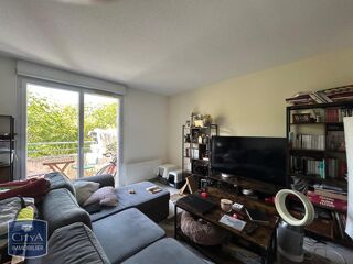  Appartement à louer 2 pièces 40 m²