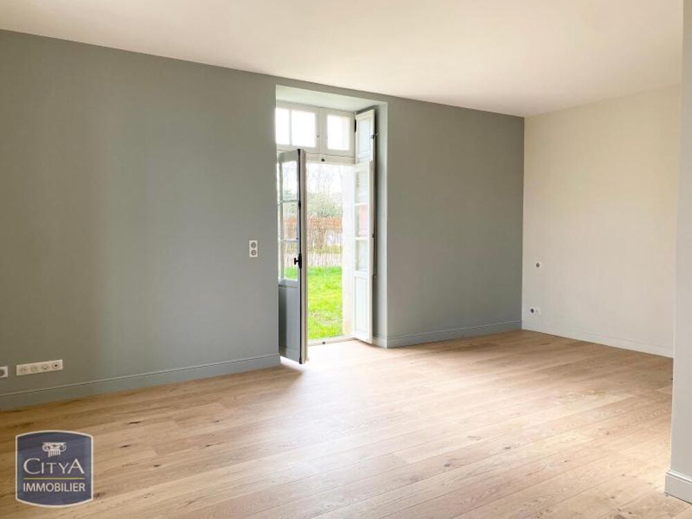 À LOUER : Appartement neuf T1 situé à Fontenay-le-Comte,....