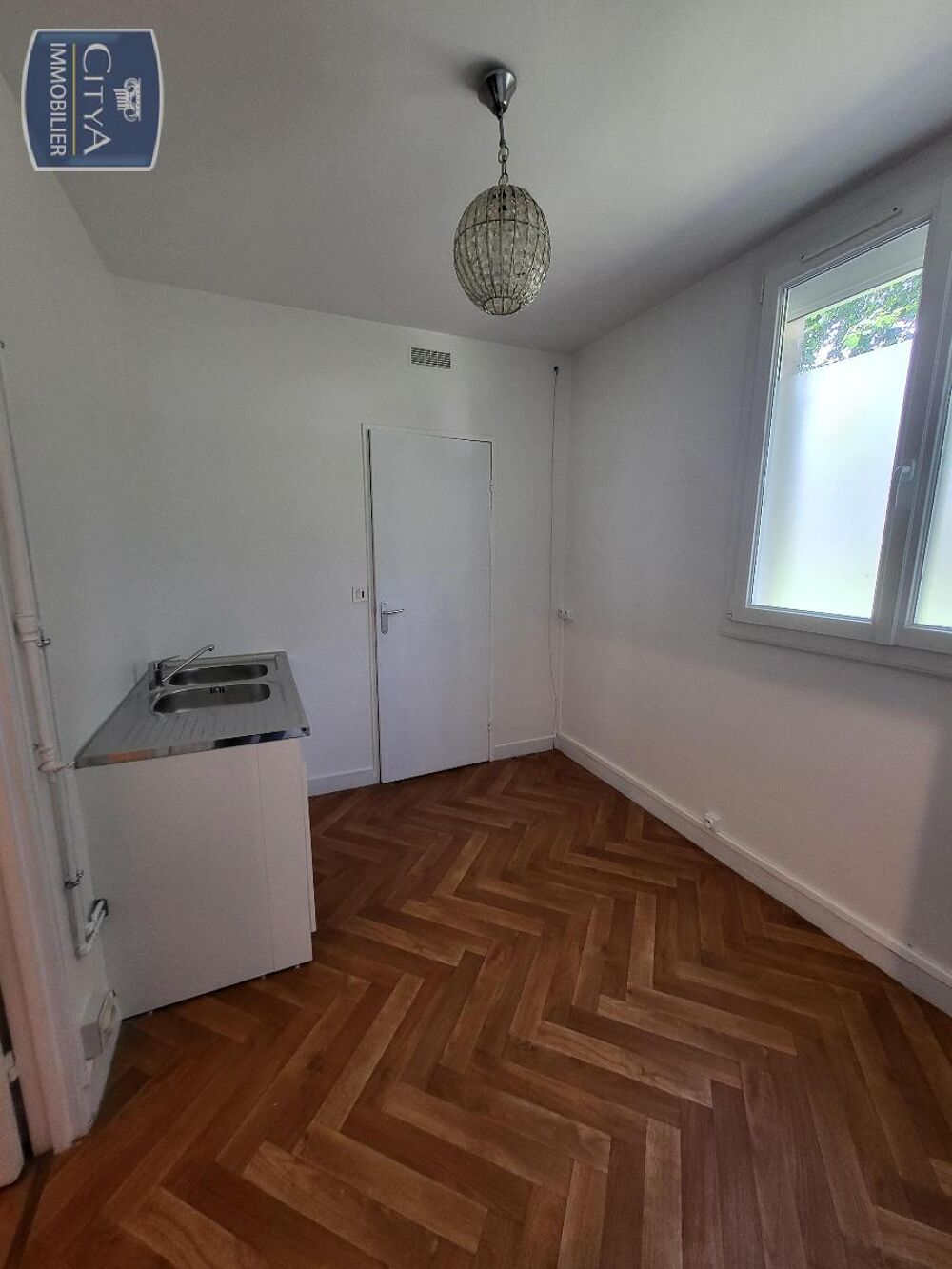 A LOUER Bel appartement de type T2 situé à Beauvais (600....