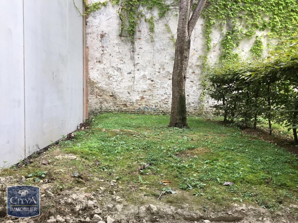 À LOUER : Appartement T1 situé dans le secteur Universit....