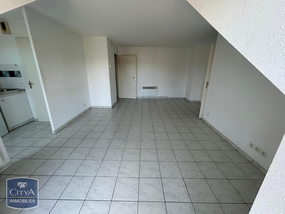 location Appartement - 2 pièce(s) - 53 m² Villeneuve-sur-Yonne (89500)