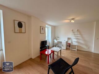  Appartement à louer 1 pièce 33 m²