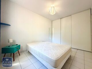 Appartement à louer 2 pièces 45 m²