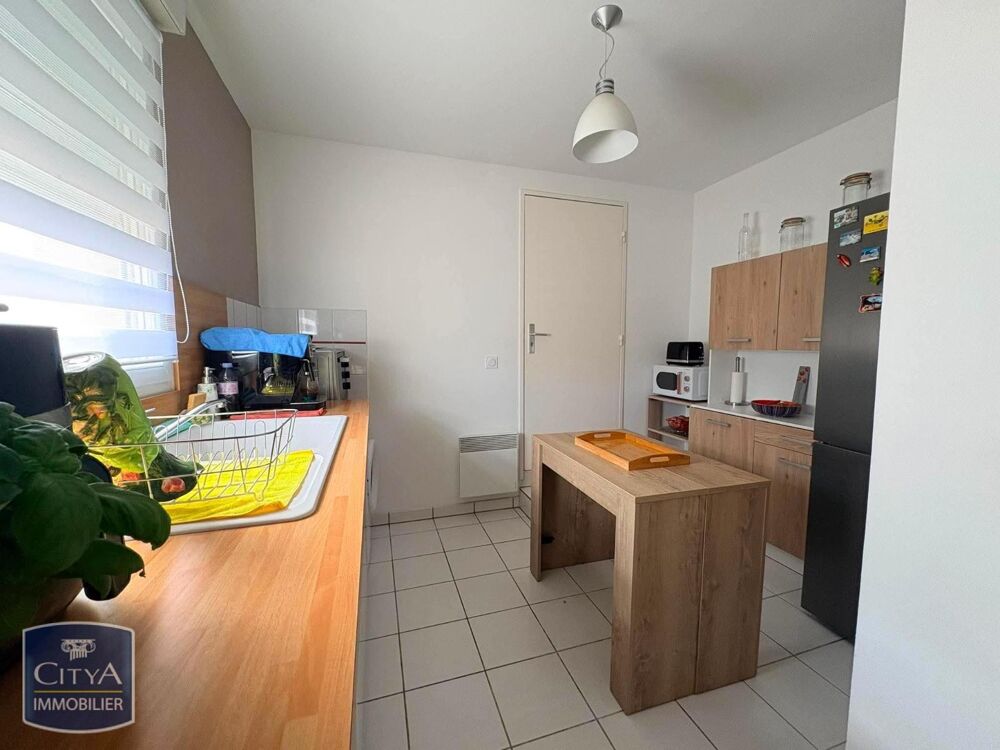 location Maison - 3 pièce(s) - 68 m² Gond-Pontouvre (16160)