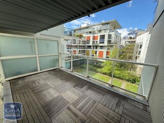  Appartement � louer 3 pi�ces 75 m�