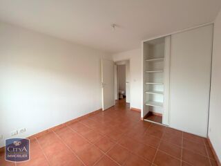 Appartement à louer 3 pièces 56 m²